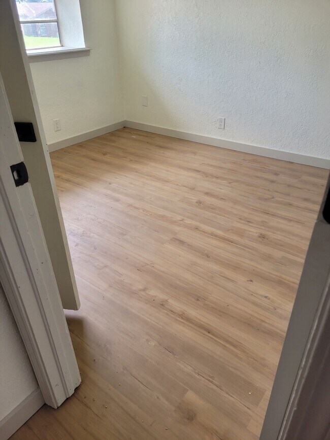 Foto del edificio - 3013 SE 57th St
