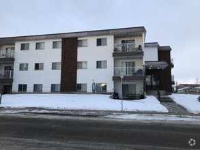 Building Photo - Beaumaris Lake Apartments