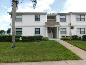 Building Photo - 403 Meadow Ln