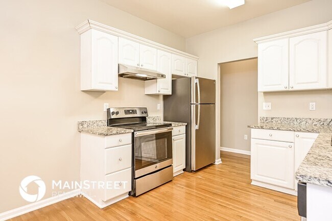 Building Photo - 415 Willow Glen Dr