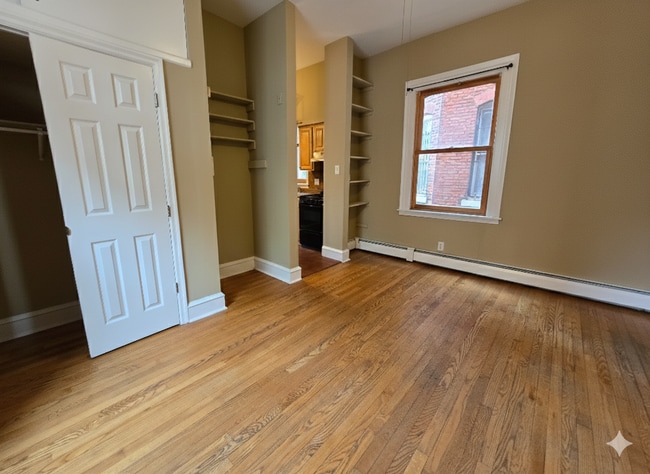 Building Photo - 313 N 34th St