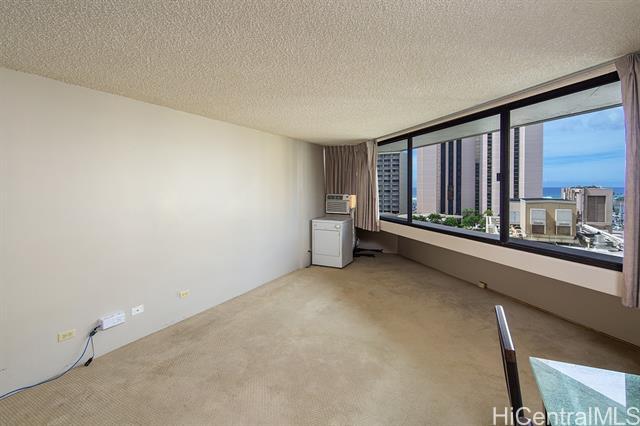 Building Photo - 1700 Ala Moana Blvd