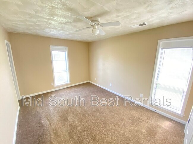 Building Photo - 3312 Daisywood Ln