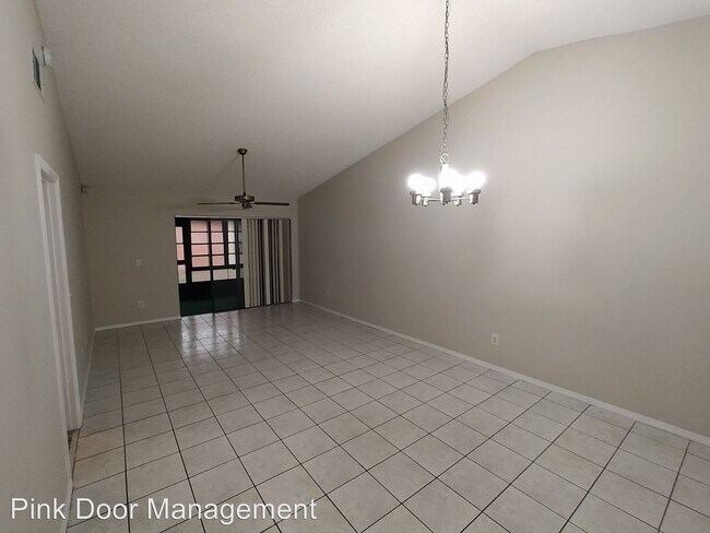 Foto del edificio - 3 br, 2 bath House - 45 Silver Park Cir