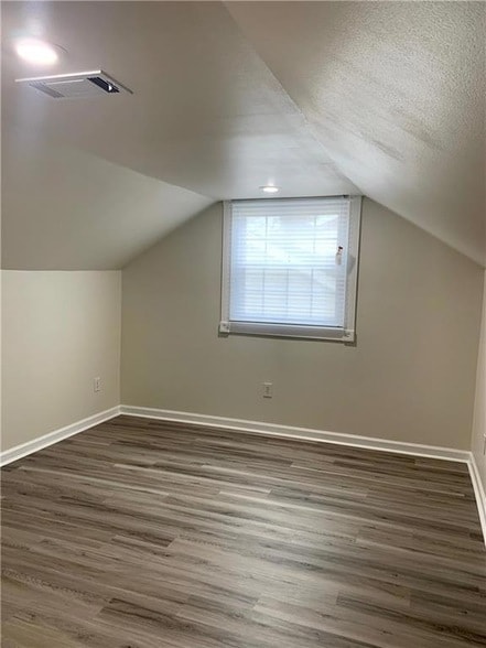 Building Photo - 5439 Vermillion Blvd