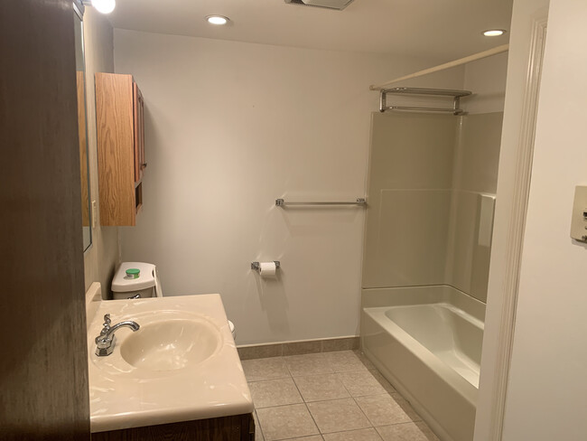 Bathroom - 101 Butler St