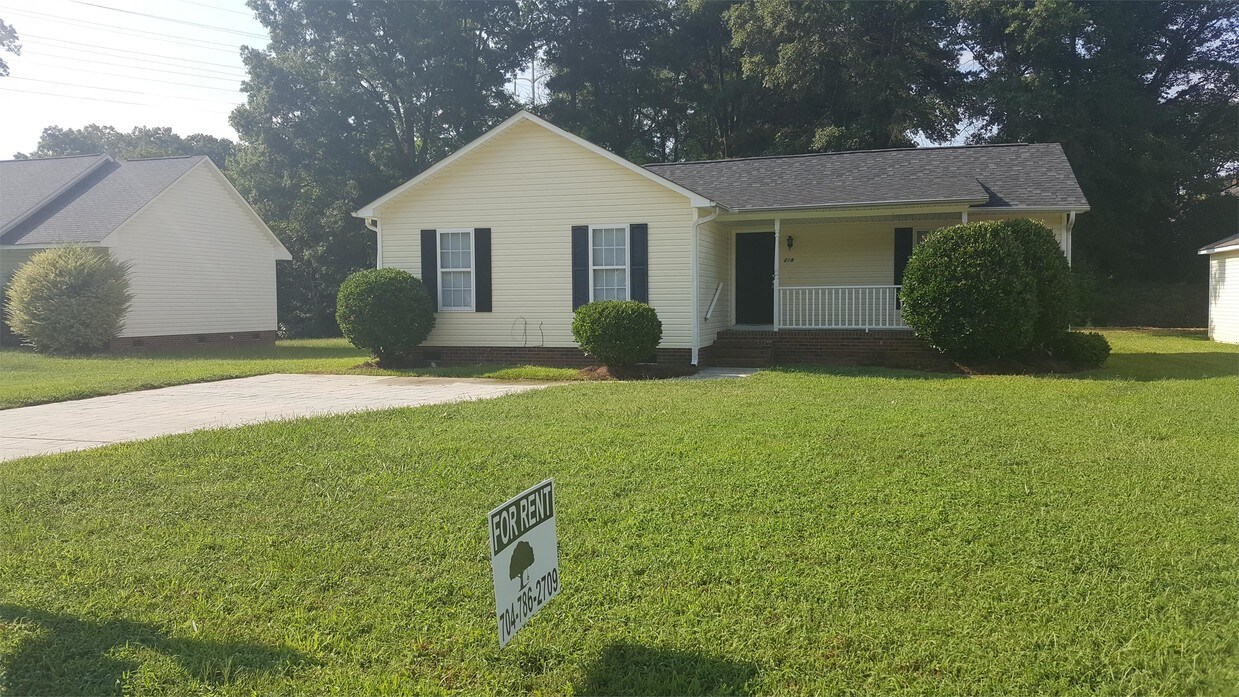 218 Summerpine Pl, Kannapolis, NC 28081 House Rental in Kannapolis