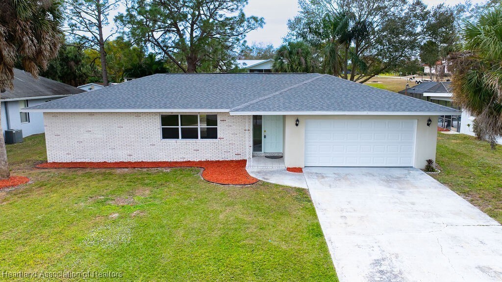 Foto principal - 702 Catfish Creek Rd