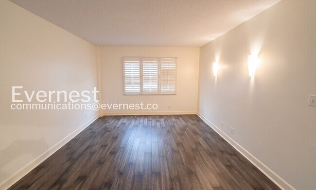 Foto del edificio - 2285 Peachtree Rd NE