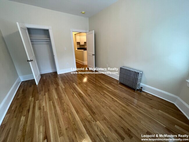 Foto del edificio - 1695 Beacon St