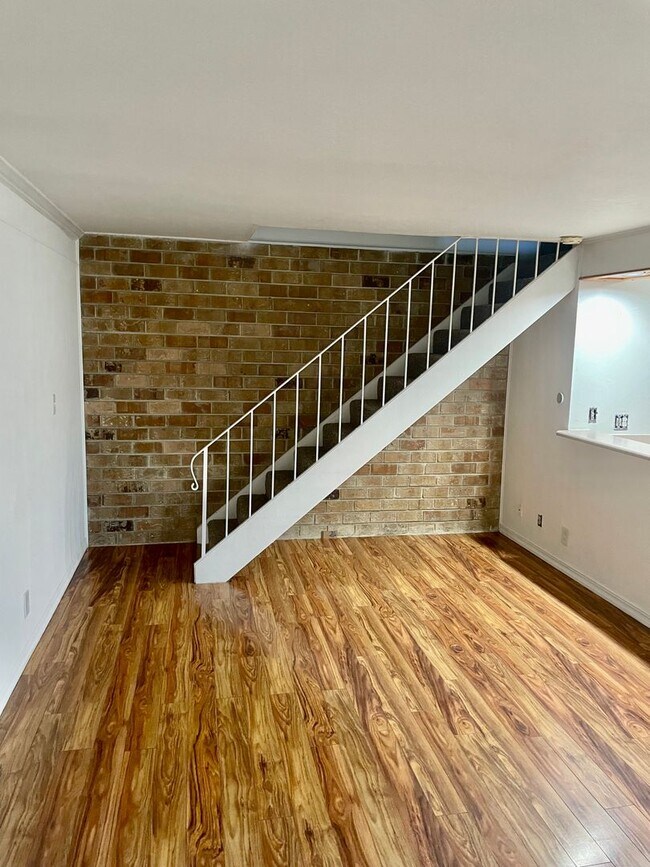 2185 Arroyo Ct Unit 2, Pleasanton, CA 94588 Condo for Rent in Pleasanton, CA