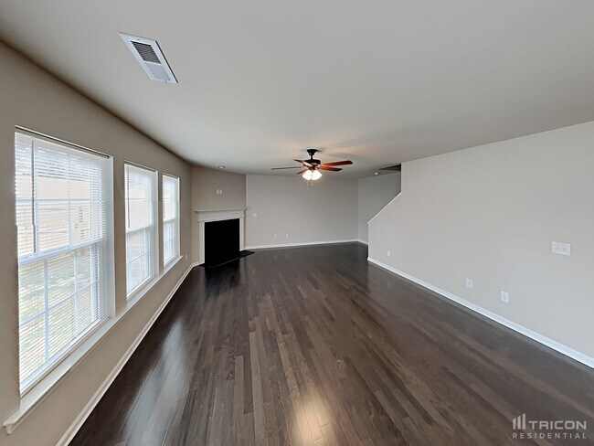Foto del edificio - 4676 Midstream Crossing Dr
