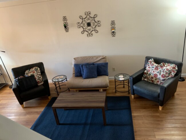 Foto del edificio - 8501 Sage Brush Ln