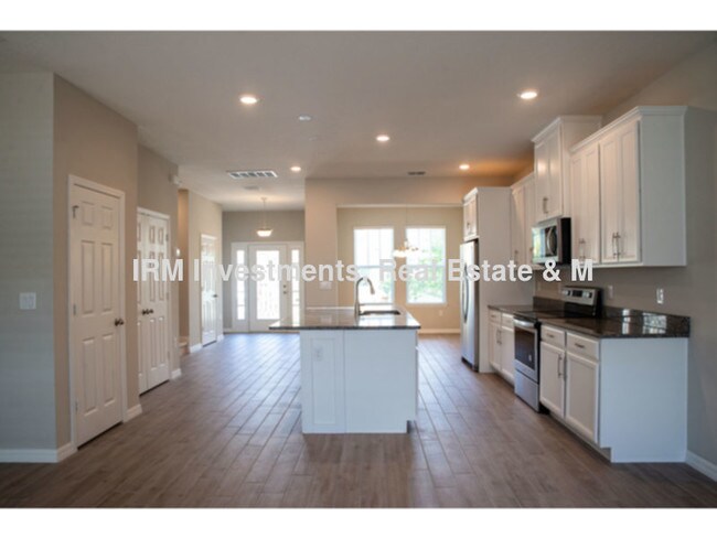 Building Photo - 15428 Blackbead St