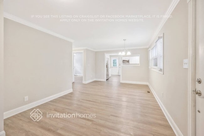 Building Photo - 890 Idlewild Dr