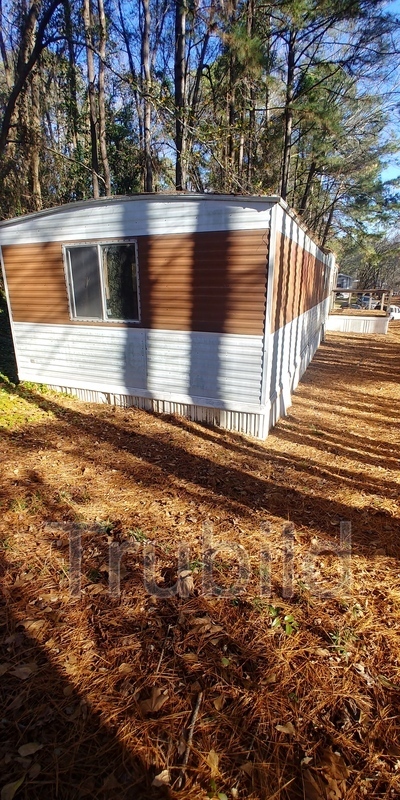 Building Photo - 390 Bainbridge Ct