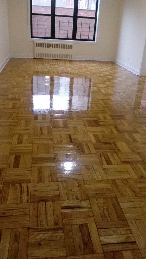 Foto principal - 1780 W 3rd St