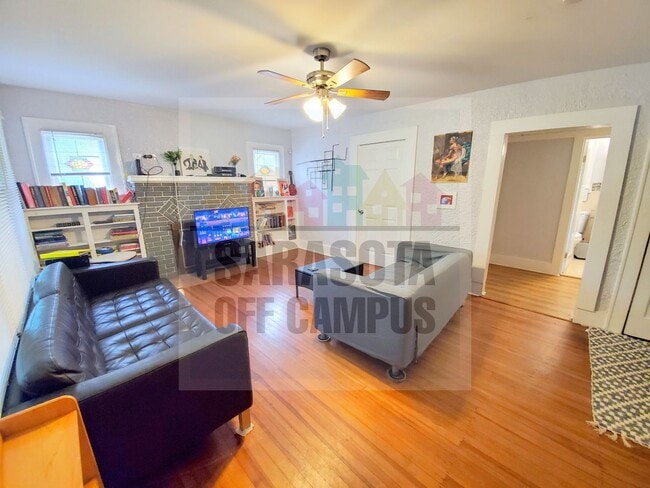 Photo - 1225 46th St Apartment