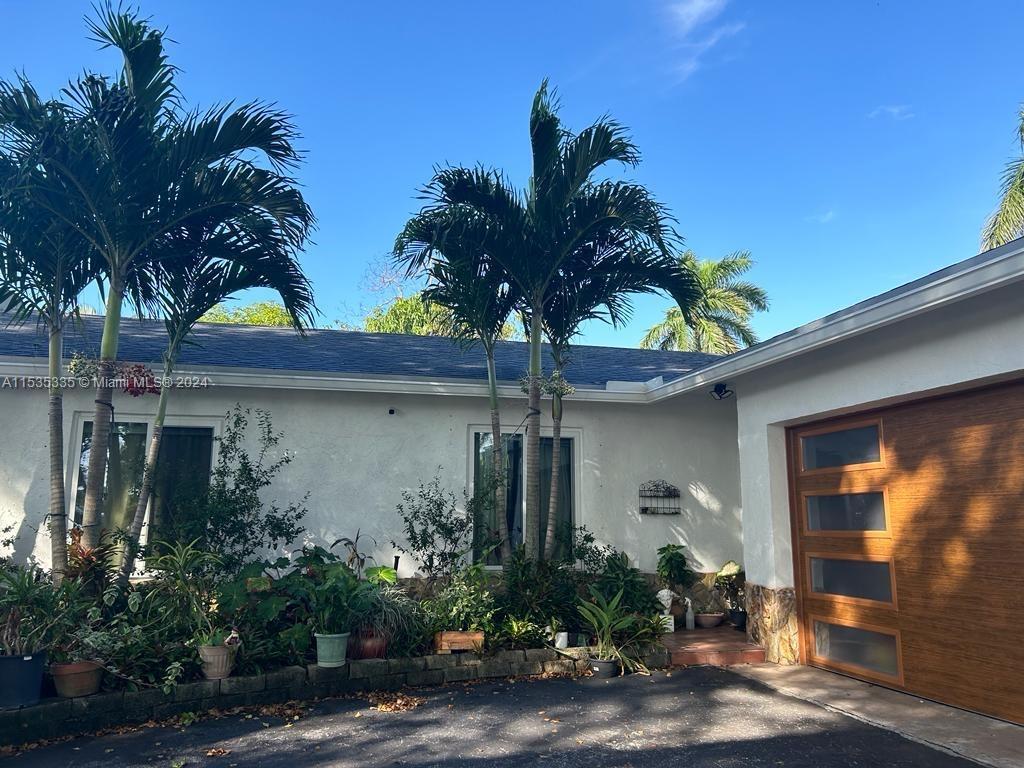 Foto principal - 2161 NW 108th Terrace