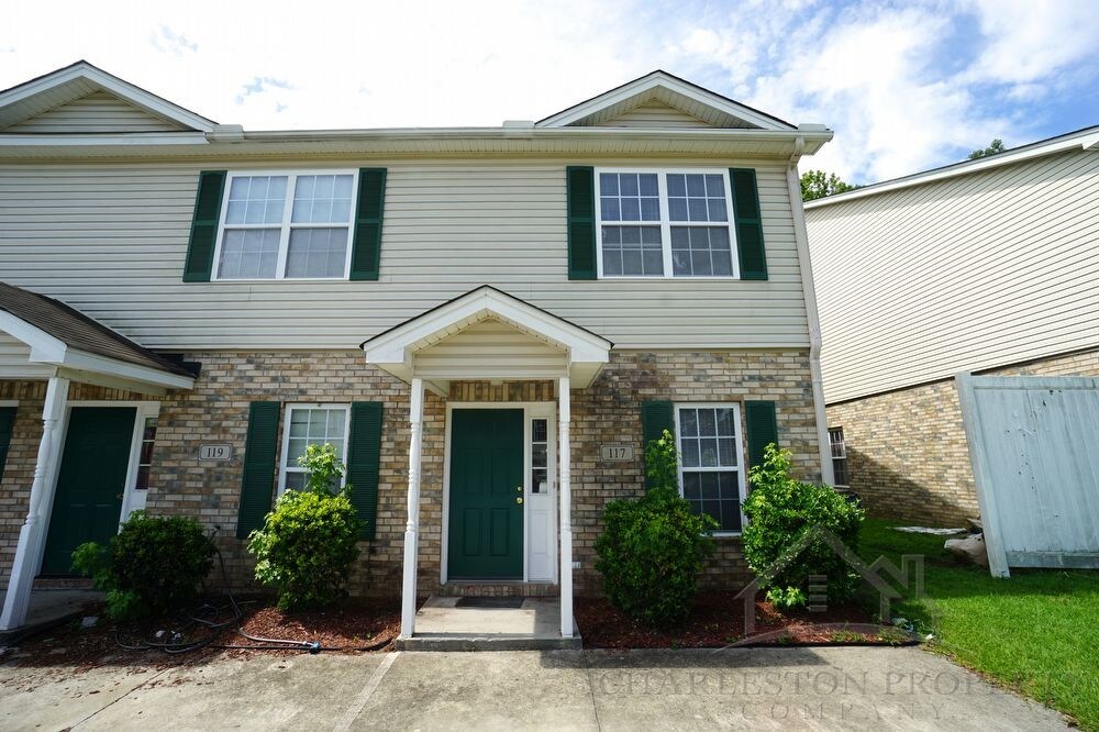 117 Pineshadow Dr, Goose Creek, SC 29445 Townhome Rentals in Goose
