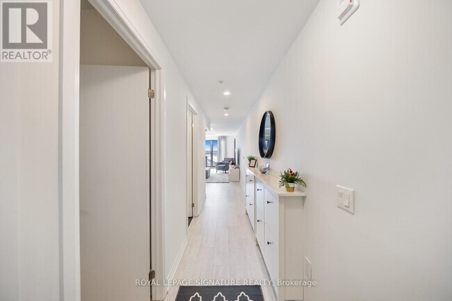 Building Photo - 408-408 Browns Line