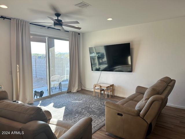Foto del edificio - 4143 Suncup Dr