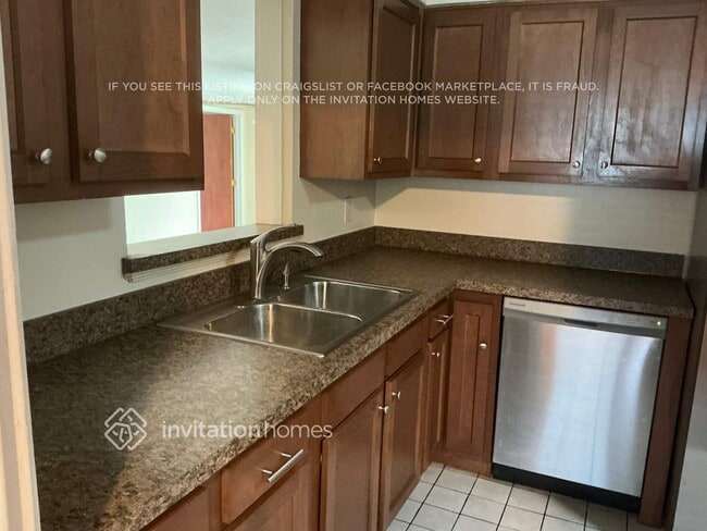Foto del edificio - 615 2nd St SW