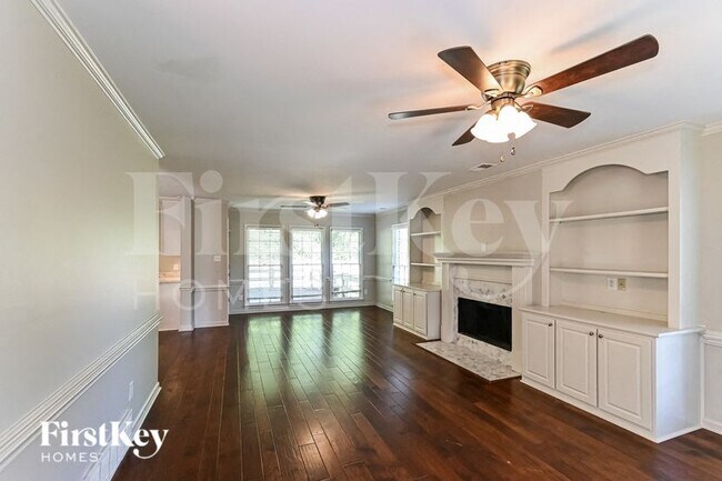 Foto del edificio - 1217 Pin Pointe Dr