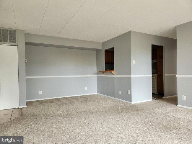 Building Photo - 2638 Fort Farnsworth Rd