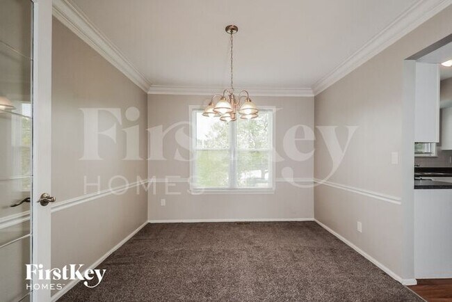 Foto del edificio - 920 Tree Trails Ln