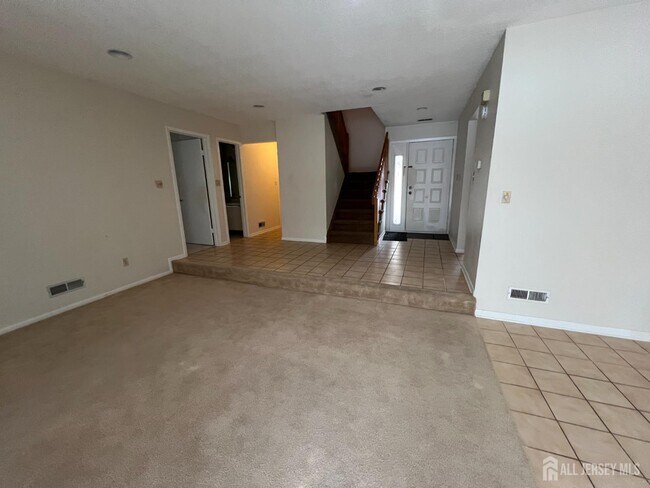 Foto del edificio - 89 Gate House Ln