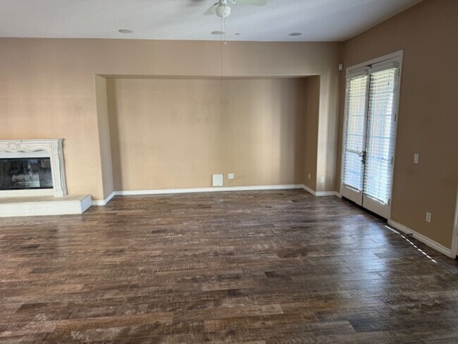 Building Photo - SeaBridge Home with optional dock