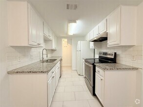 Building Photo - 2124 Burton Dr