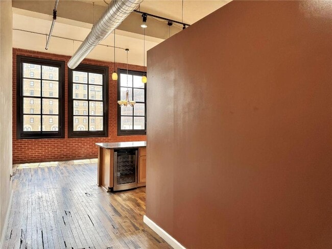 Building Photo - 1520 Washington Ave