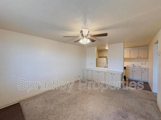 Building Photo - 608 John Paul Jones Dr