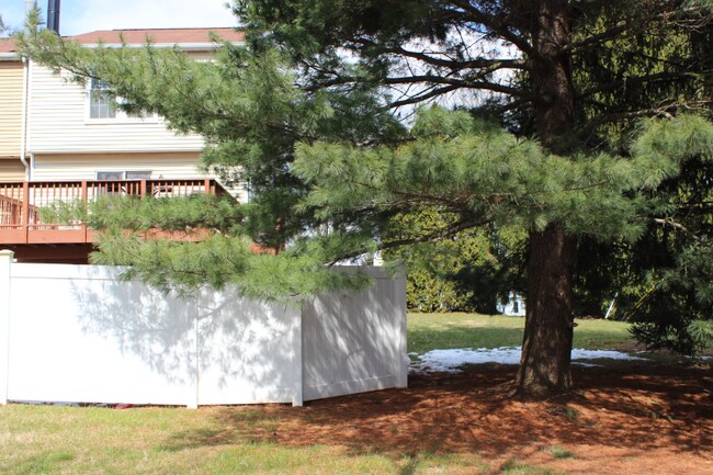 Building Photo - 19355 Liberty Heights Ln