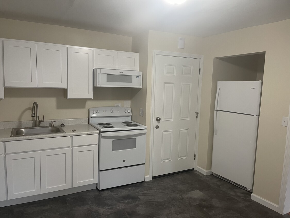 Newly renovated kitchen - 244 Main St