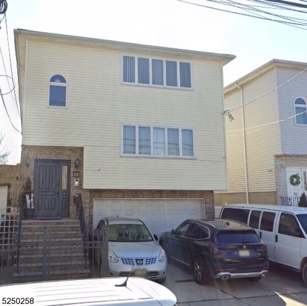 Foto del edificio - 117 Pennington St