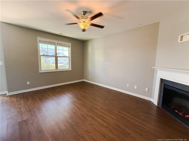 Building Photo - 268 Chatfield Dr.
