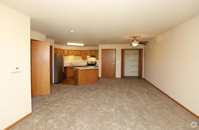 Bedford - Living room - Door Creek Apartments