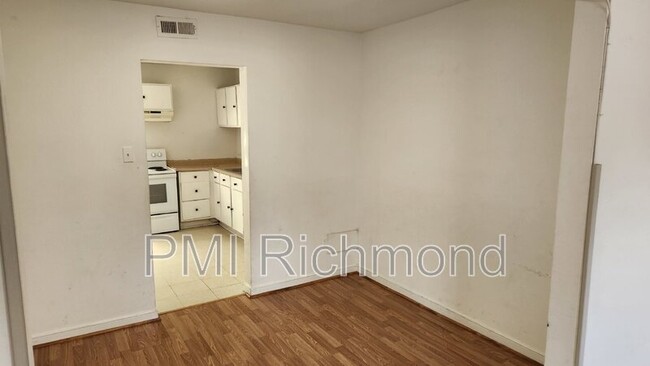 Building Photo - 3411 Chalfont Dr