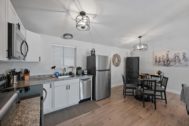 Foto del edificio - 3509 C Rd