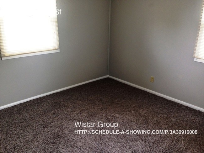 Building Photo - 6304 Ruggles St