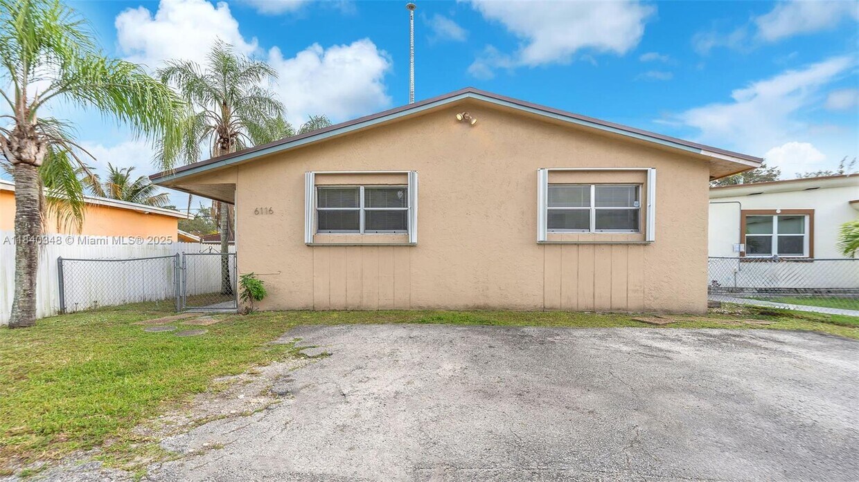 Foto del edificio - 6116 SW 39th St