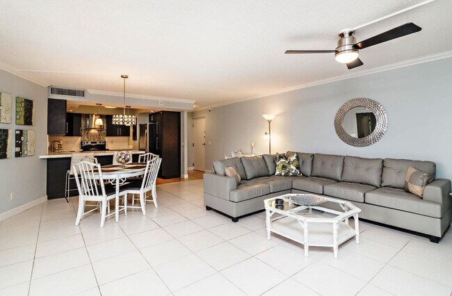 Building Photo - 2800 N Ocean Dr