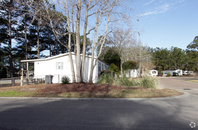 Building Photo - The Gables of Charleston