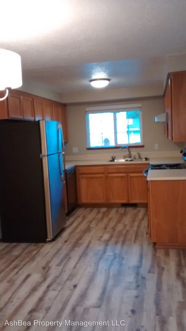 Foto del edificio - 5140 Skyline Village Loop S