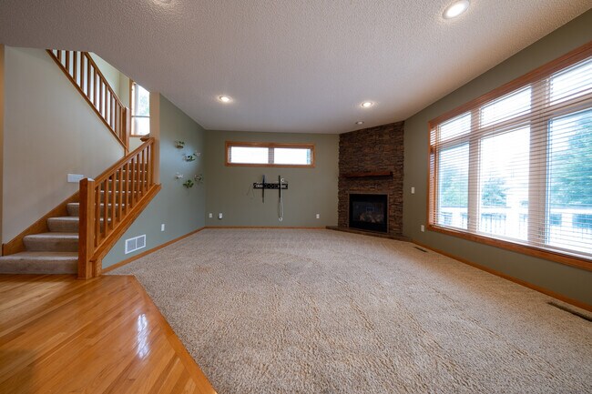 Foto del edificio - 2686 148th St W