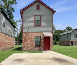 Building Photo - 5553 Paige St