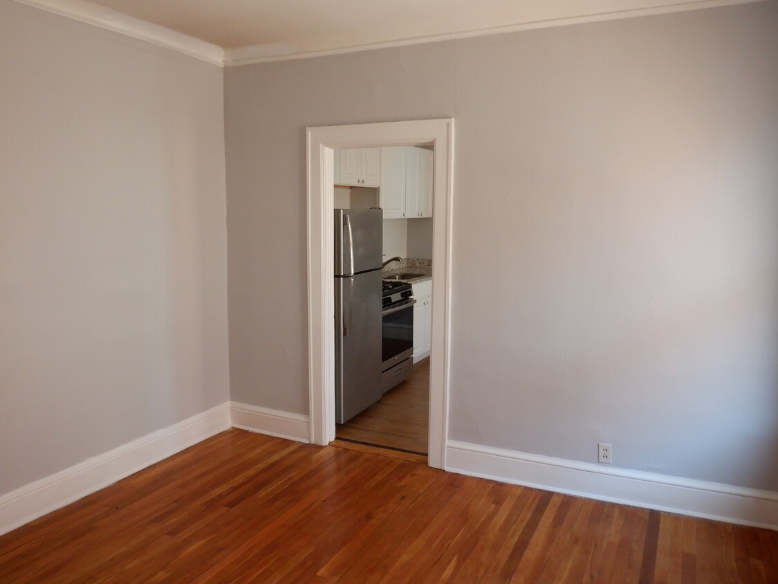 75 Oxford St Unit d2, Hartford, CT 06105 - Apartments in Hartford, CT ...